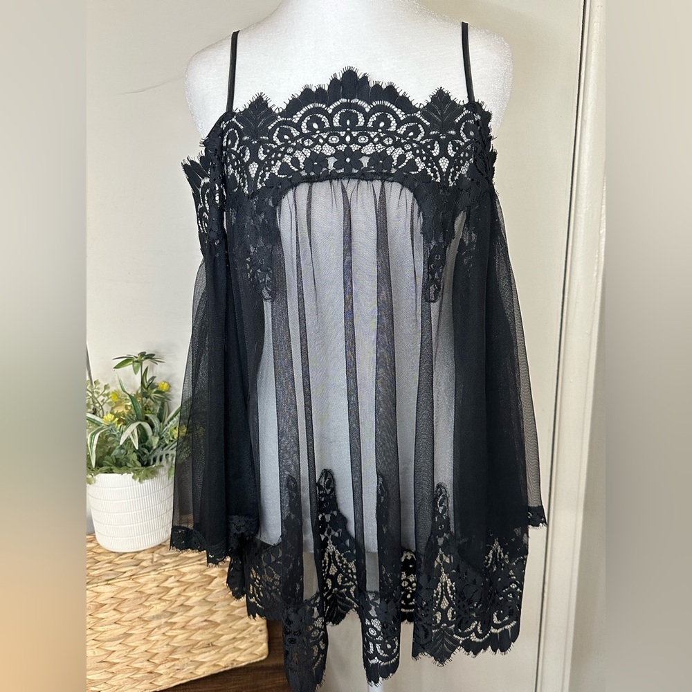 Victoria's Secret Black Lace Chemise women‎ size medium